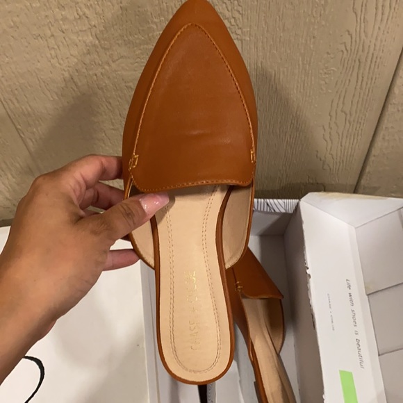 Tan Flats - Picture 2 of 4